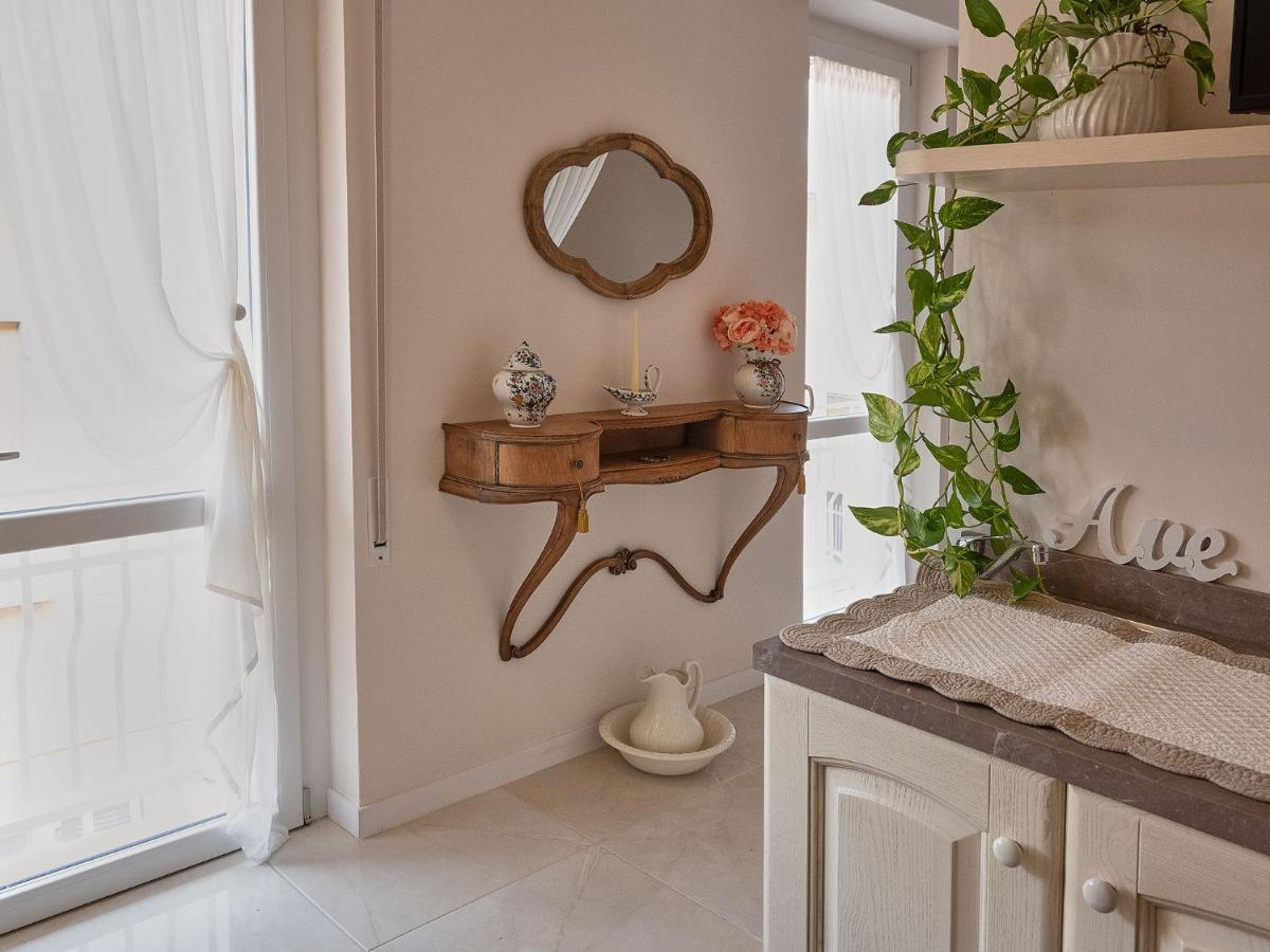 Ave Home Luino Luaran gambar
